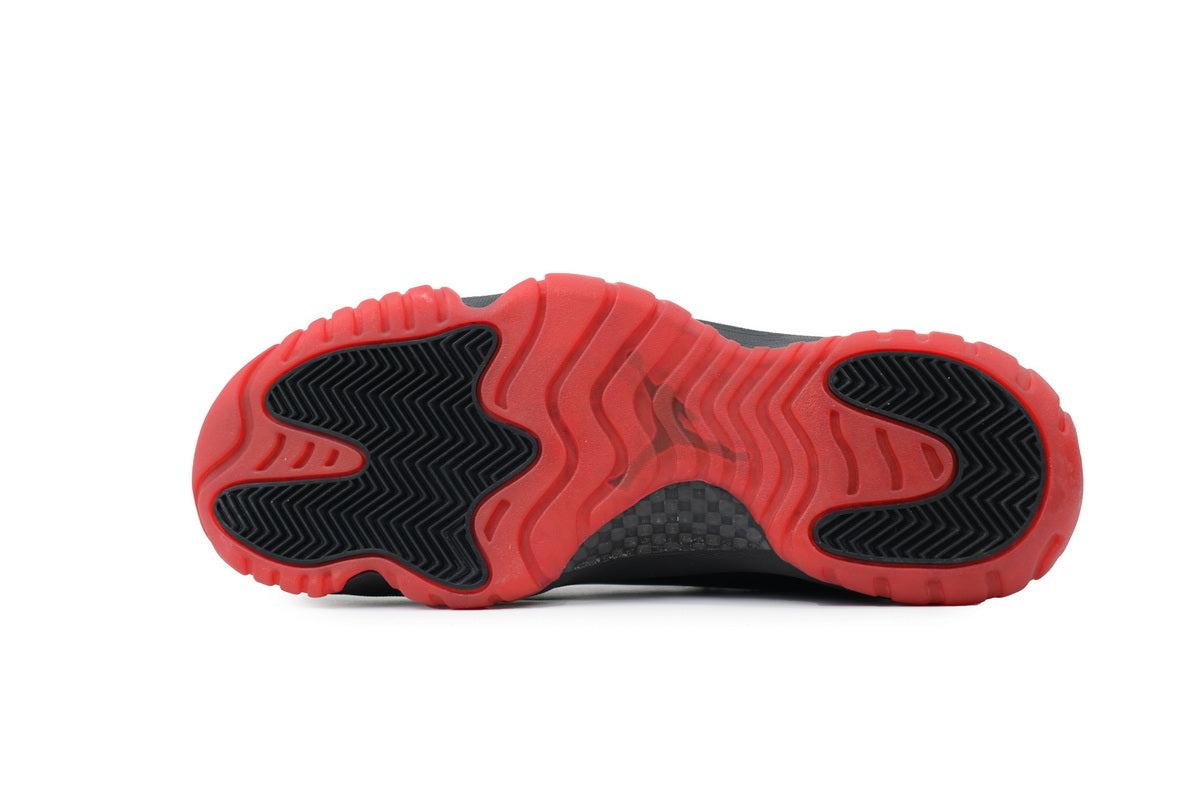 AJ 11 Retro New Black Red