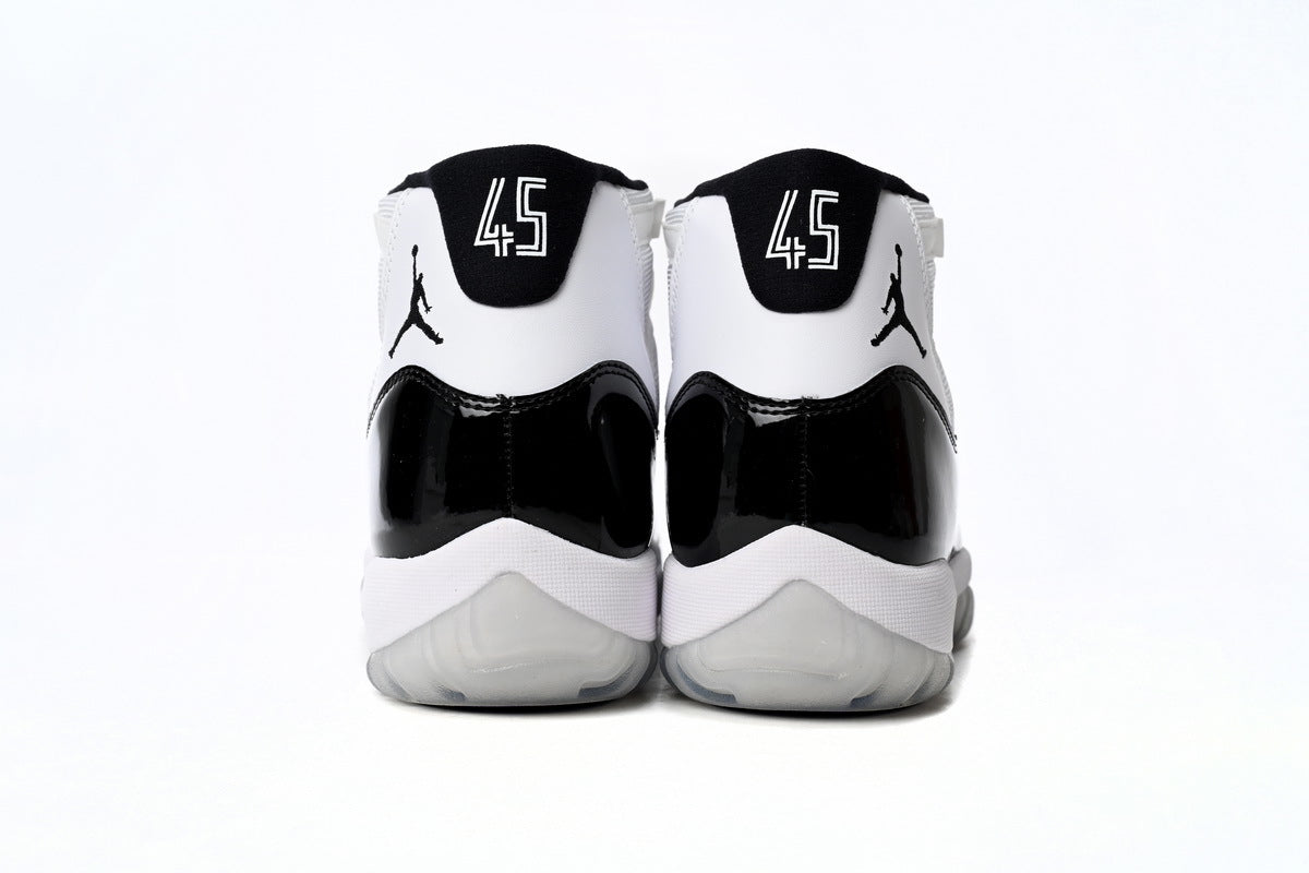 AJ 11 Retro “Concord