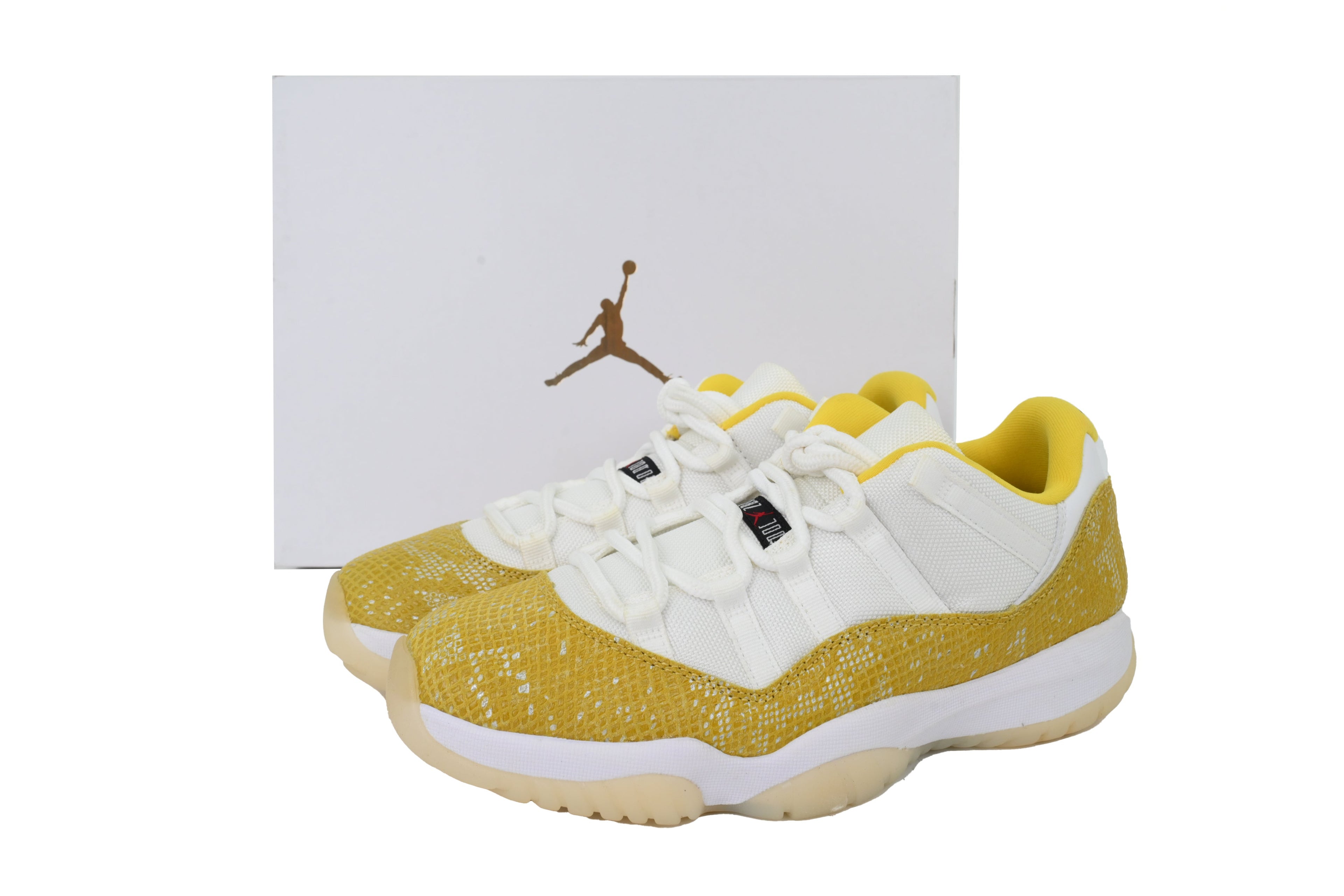 AJ 11 Retro Low WMNS “Yellow Snakeskin