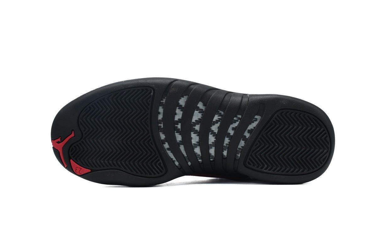 AJ 12 “Red Taxi”5