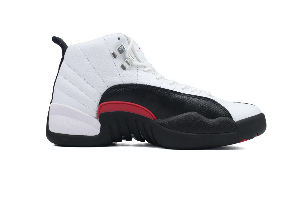 AJ 12 “Red Taxi”5