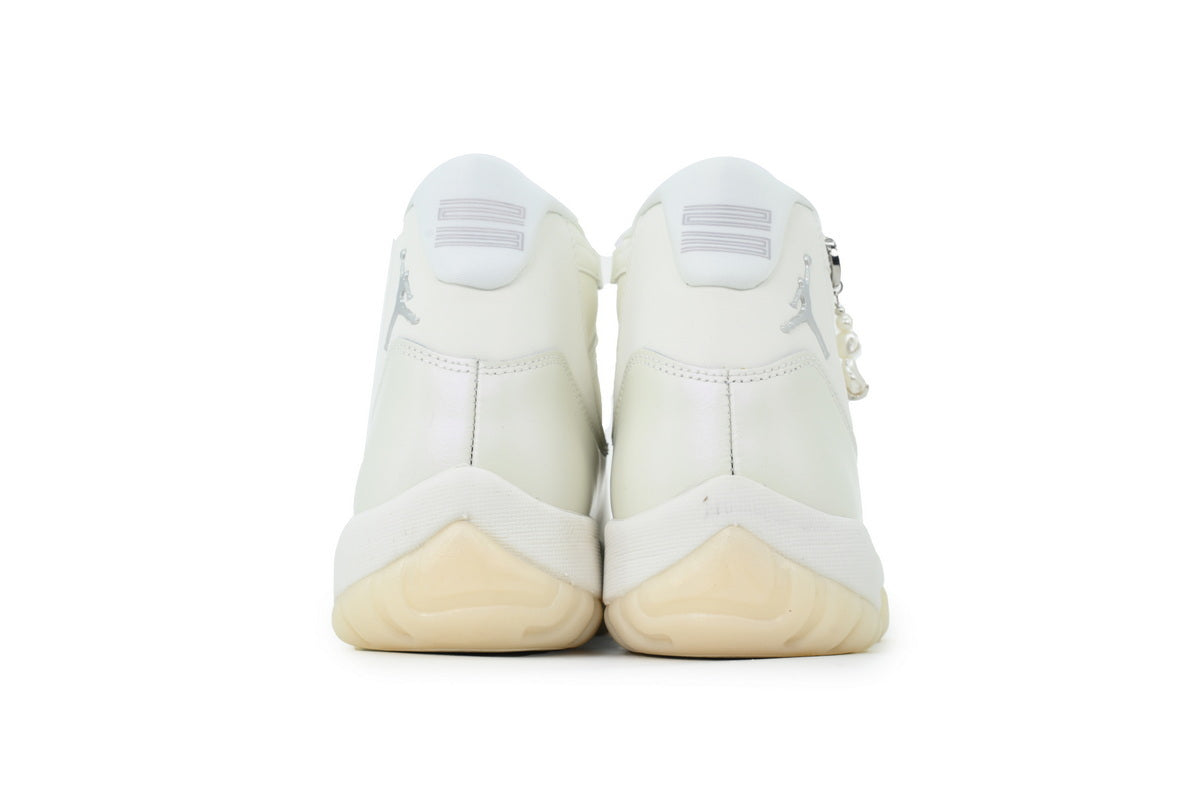 AJ 11 Retro 'Pearl  Grand Finale'